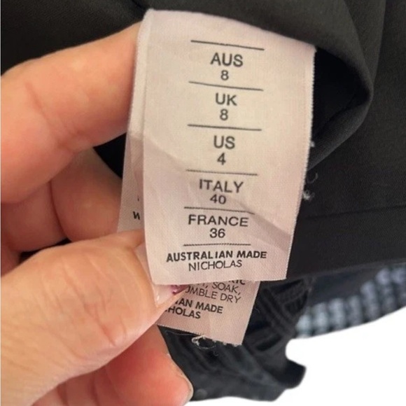 Nicholas Black Grid Lace Deep V Ball Midi Dress Size US 4 - Picture 4 of 13